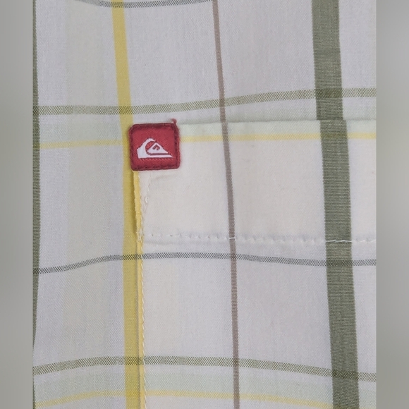 Quicksilver Possible Medium Short Sleeve Button Down Shirt White/Gray/Yellow - Picture 4 of 10